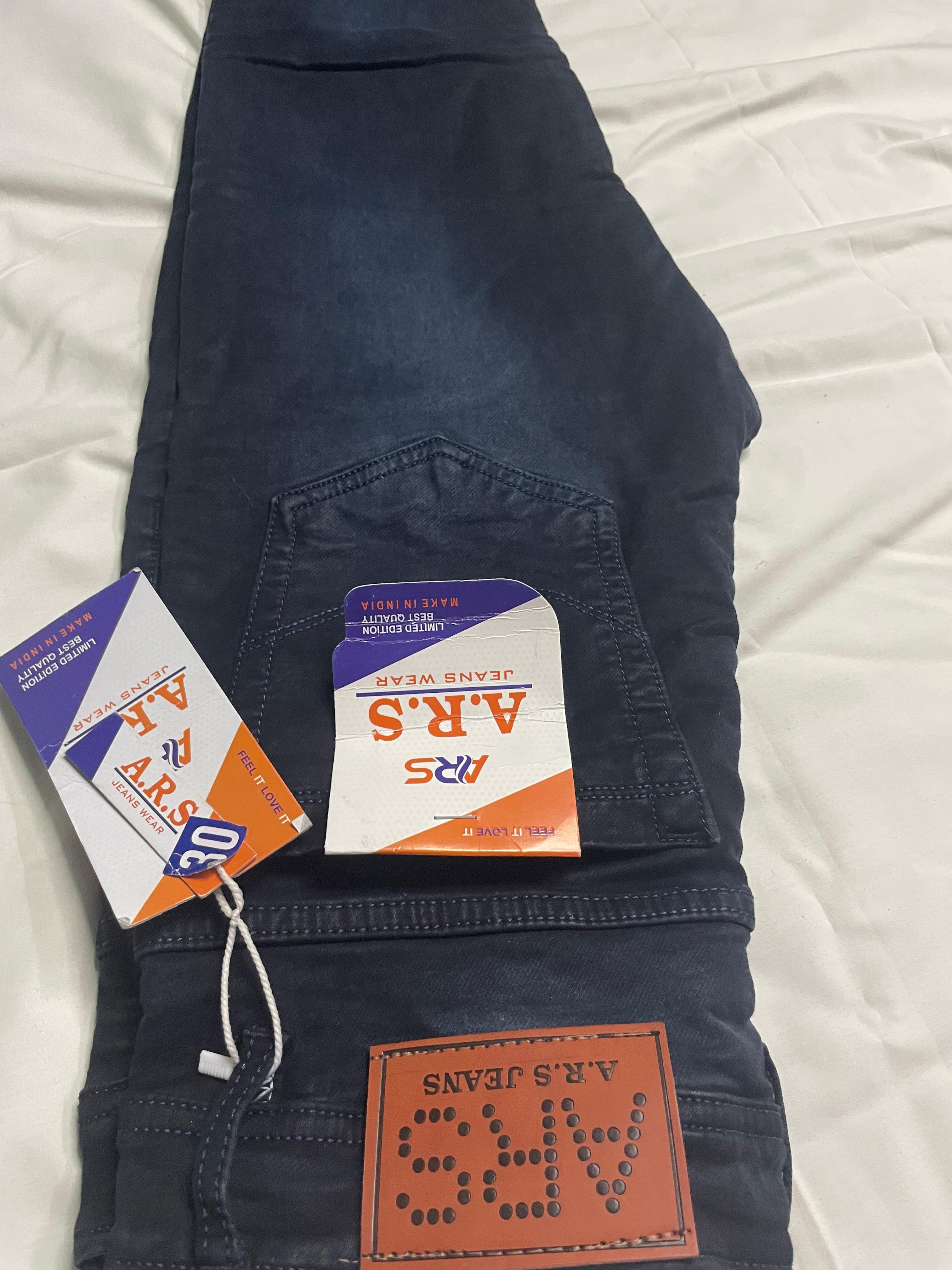 Men’s Dark Wash Cargo Jeans.