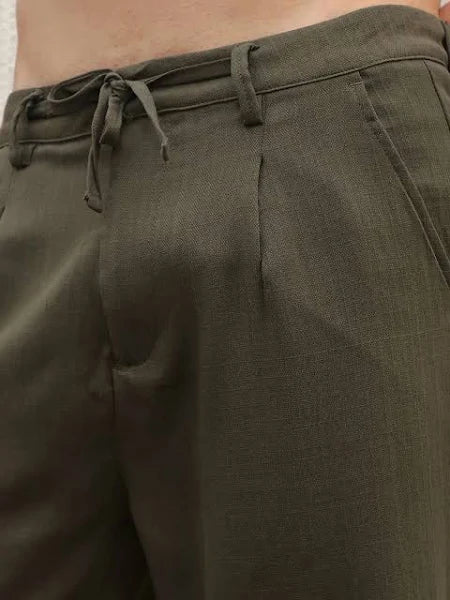 Men’s Linen Blend Trousers.